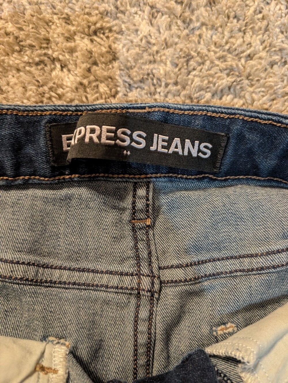 Express Denim Cutoffs - Picture 4 of 6